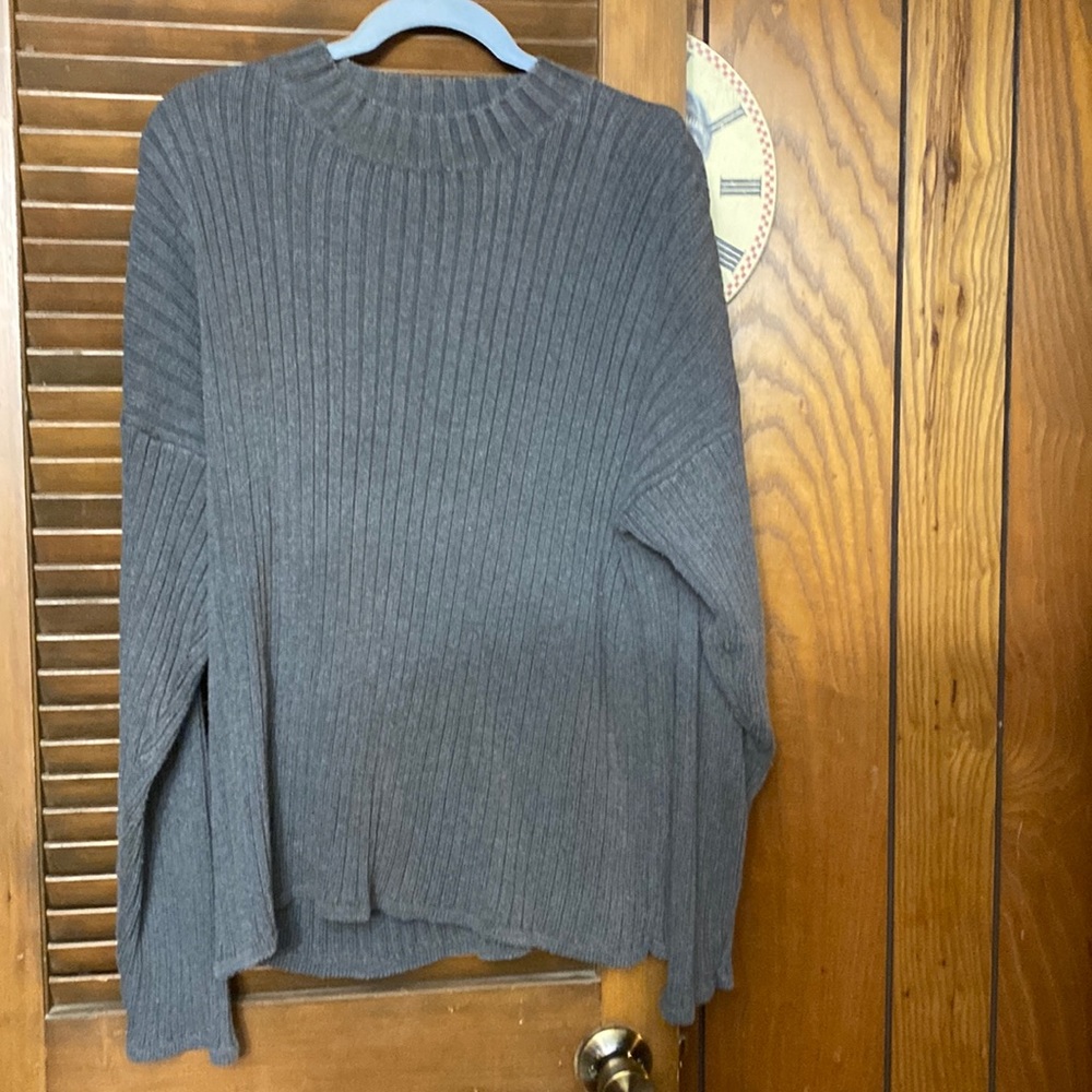 Basix Ribbed sweater